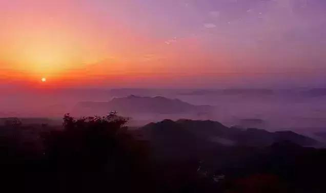 新年第一天去海边看日出,去海边看日出拍的照片