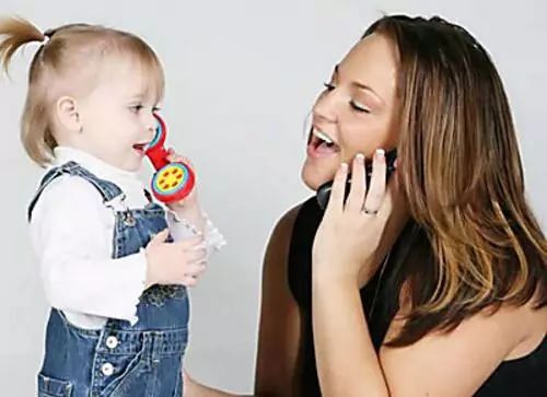 孩子是个小话唠文案,孩子是个小话痨