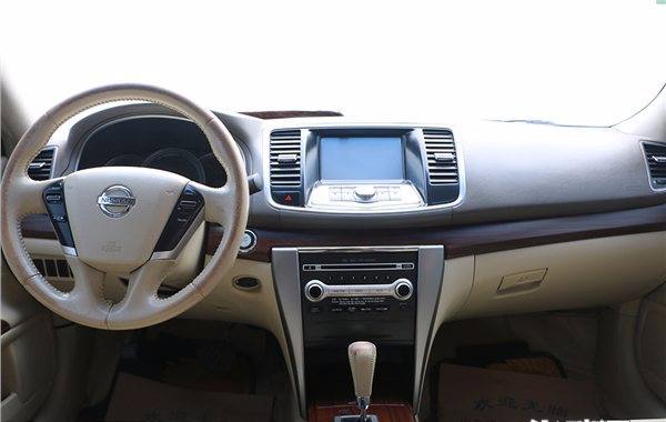 保值的2011款日产天籁,天籁2010年二手车多少钱