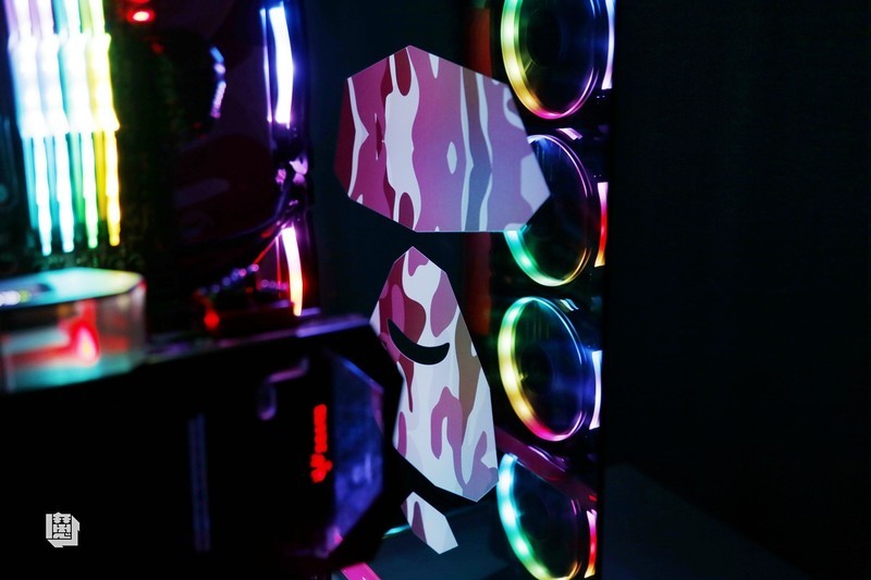 跨界新时尚—MOD玩家重金打造潮牌Aape客制化水冷主机