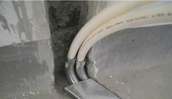 电线管是直接弯还是用弯头好,电线管打弯还是横平竖直