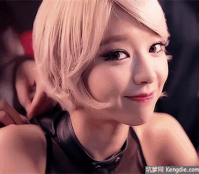 你知道你女朋友的化妆品有多贵吗,女生的化妆品有多贵让男生来猜