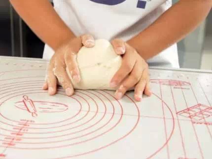 好吃的面包是怎么做出来，真相让你吓出一身冷汗