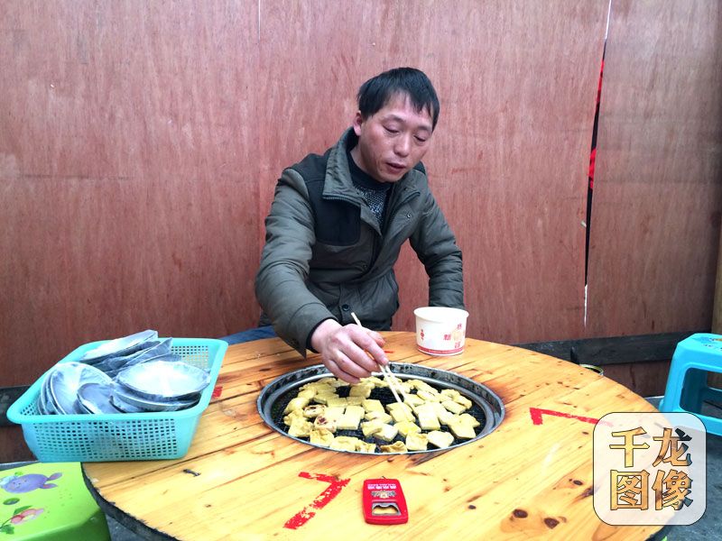 网络媒体走转改:贵州精准扶贫五部曲之致富大道如何决不让任何人掉队