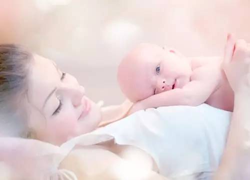 『母乳妈妈的感悟故事分享』母乳喂养之路--坚持坚持再坚持