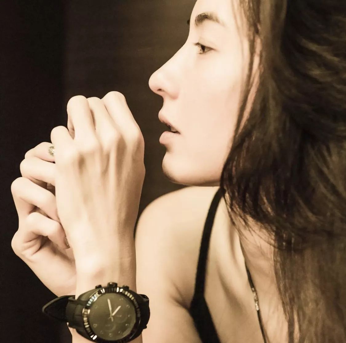 敢晒自己素颜的女孩,敢晒素颜照的女人内心强大吗