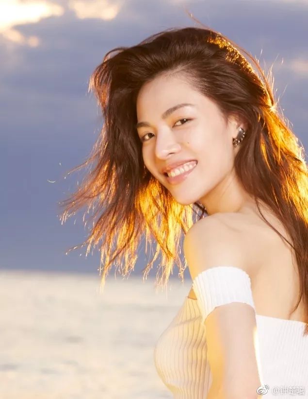 敢晒自己素颜的女孩,敢晒素颜照的女人内心强大吗