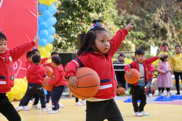 巧家县贝贝教育集团直播,巧家教育文艺晚会
