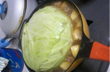 女朋友第一次为我下厨好感动,女朋友第一次下厨全集