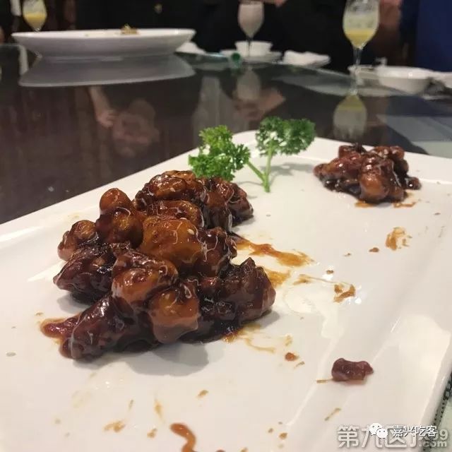 聚餐去哪边吃比较好,家庭四人聚餐去哪吃