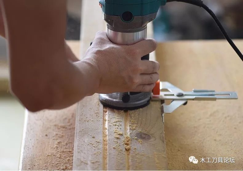 修边机铣刀怎么安装,木工修边机怎么组装