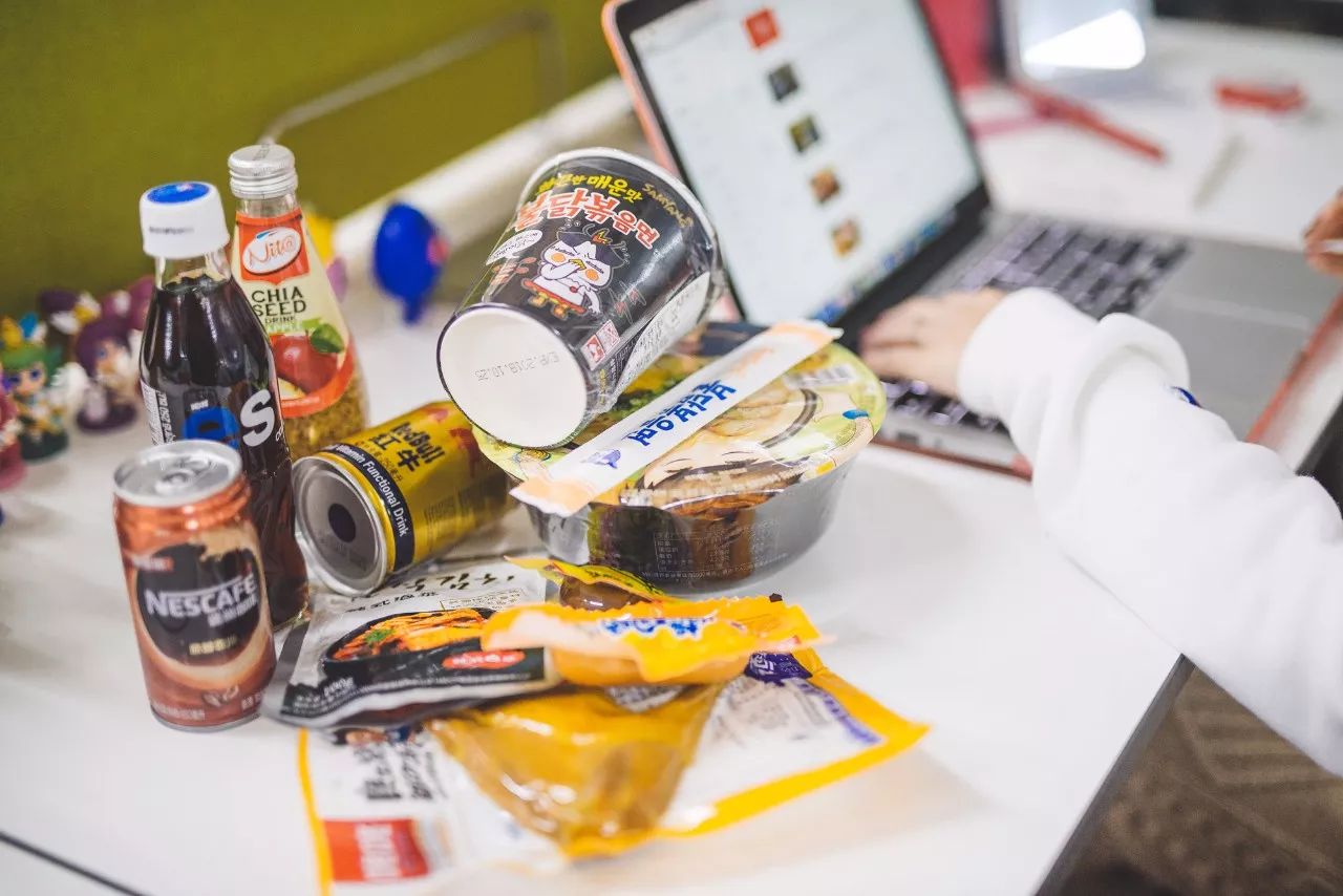 昆明人,让马爸爸都眼红的千亿市场袭来!1元带你吃遍爆款零食!