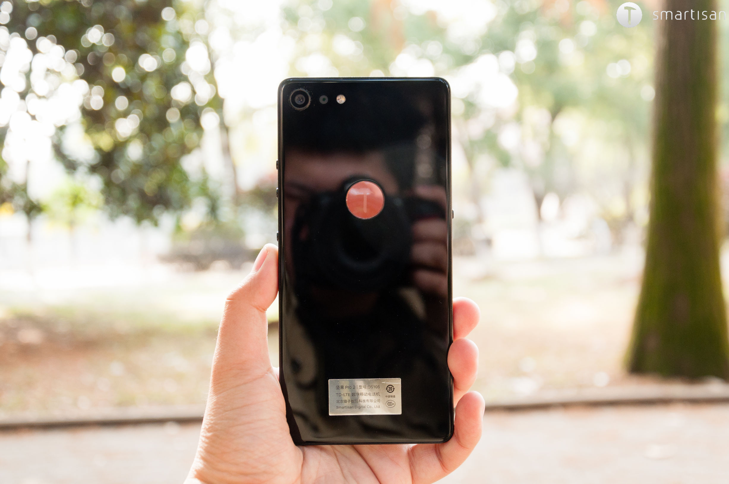 坚果pro2特别版,锤子坚果pro2