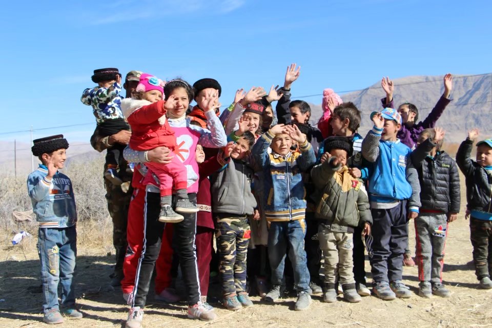 探秘帕米尔高原塔吉克族,帕米尔高原上的塔吉克族族人