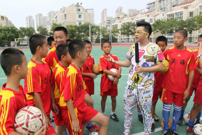 大连学校足球队,大连市开发区滨海中学