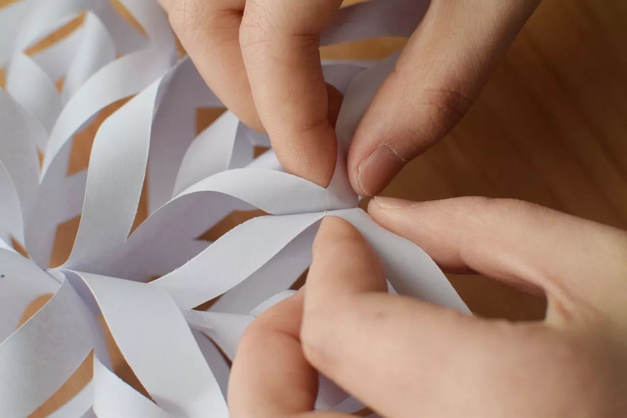 书签二年级自制雪人,纸折立体雪人幼儿手工