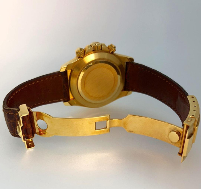 劳力士daytona二手价钱,劳力士daytona116520白盘腕表