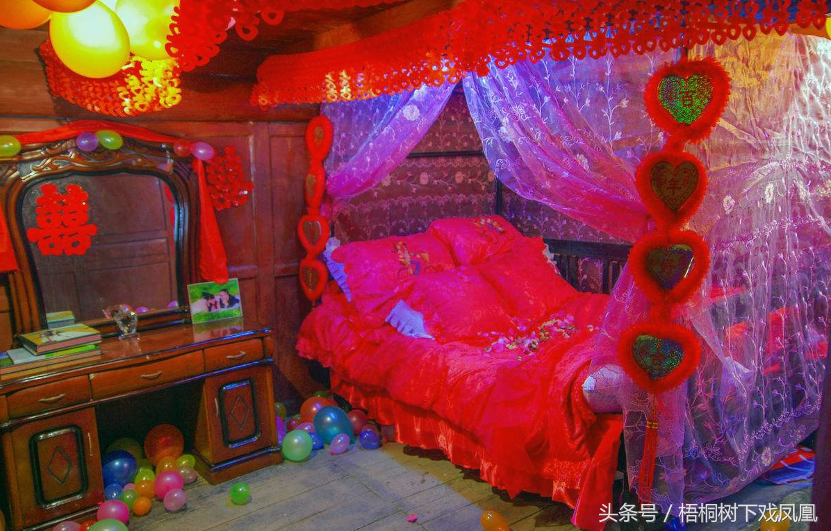 新娘婚鞋一定要是红的吗,新娘婚鞋要穿棕色的吗