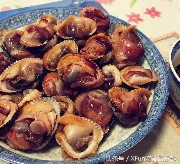 这家伙可别乱吃，小心会中招！然后……