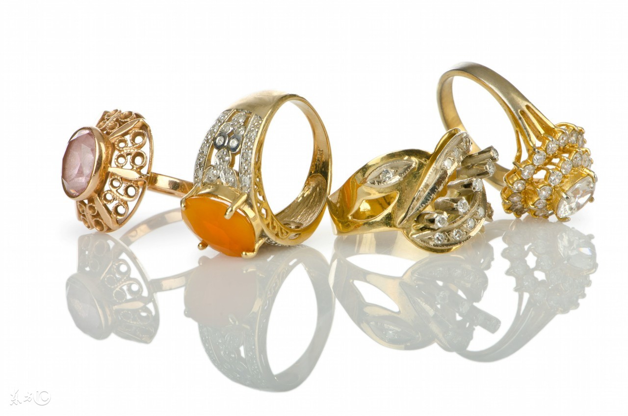 各个手指戴戒指的含义女,女士戒指戴手指的含义