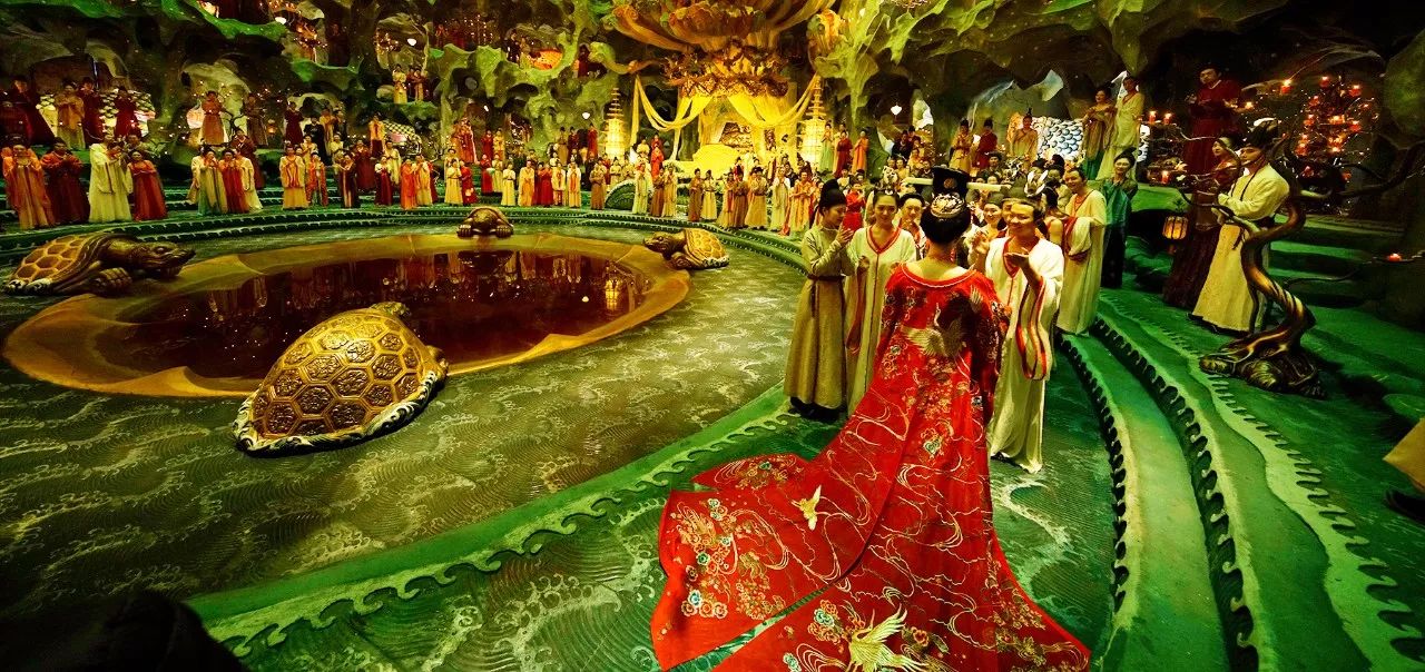 为一部戏建一座城,为一部电影建一座城