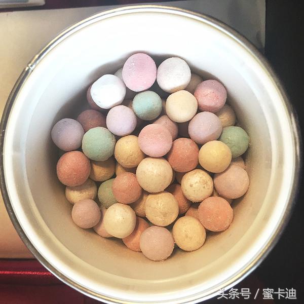 怎样才能让妆容持久一天,怎样使妆容持久不掉妆