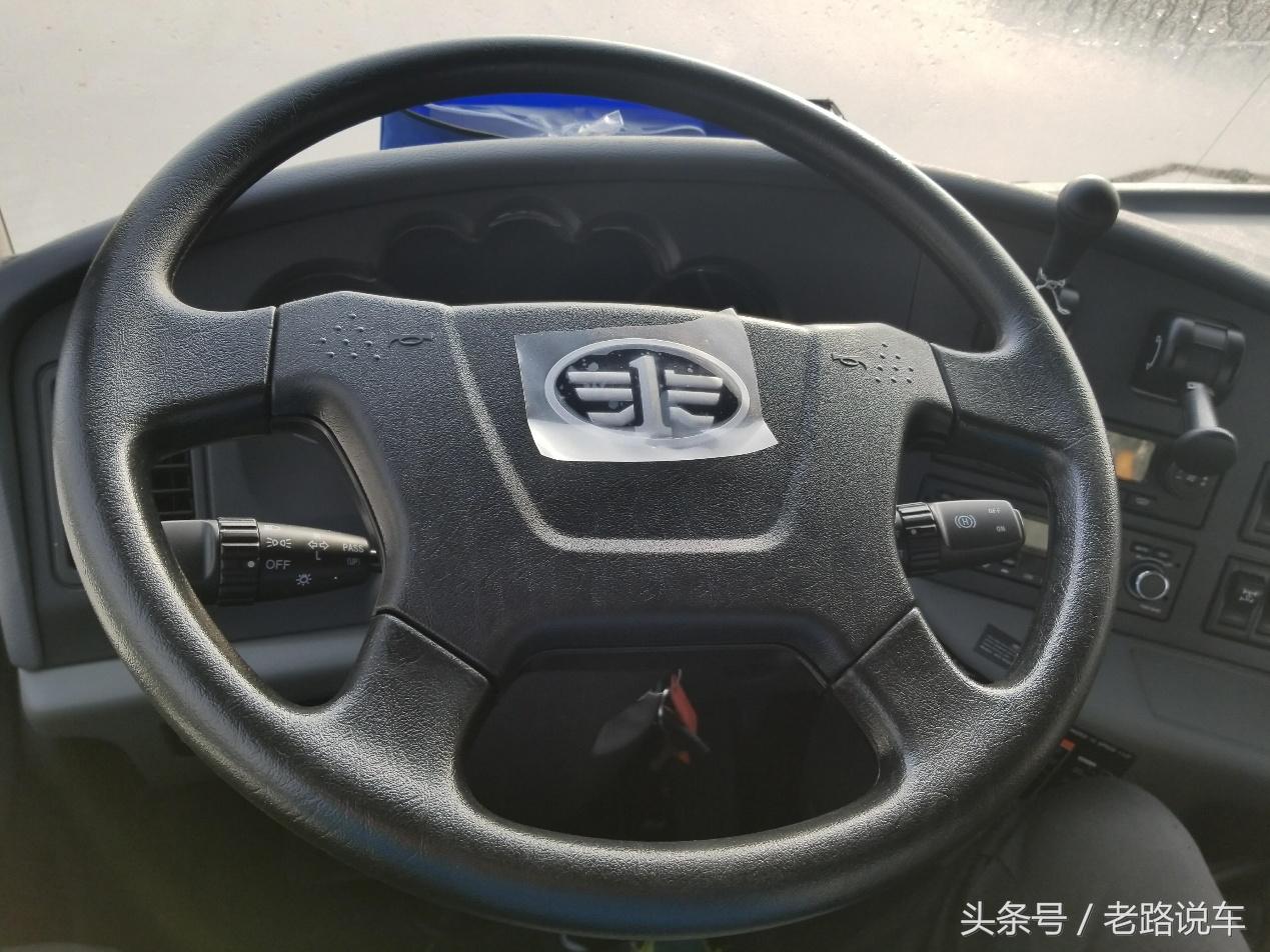 解放新大威后8轮领航版动力多大,新大威是哪个系列的车