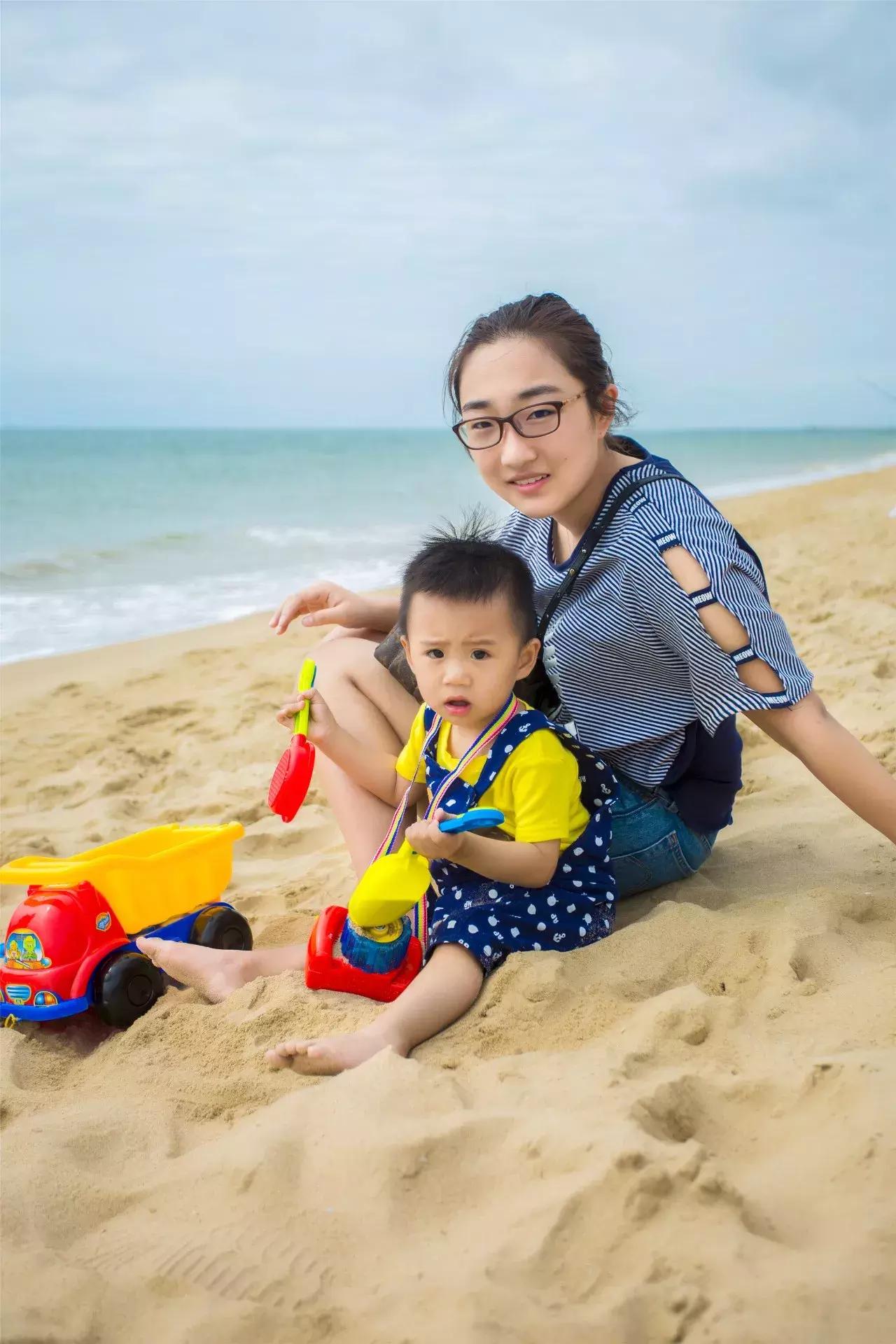 郑州耿直大妞美国开店,包下机舱,签了48个世界知名母婴品牌代理