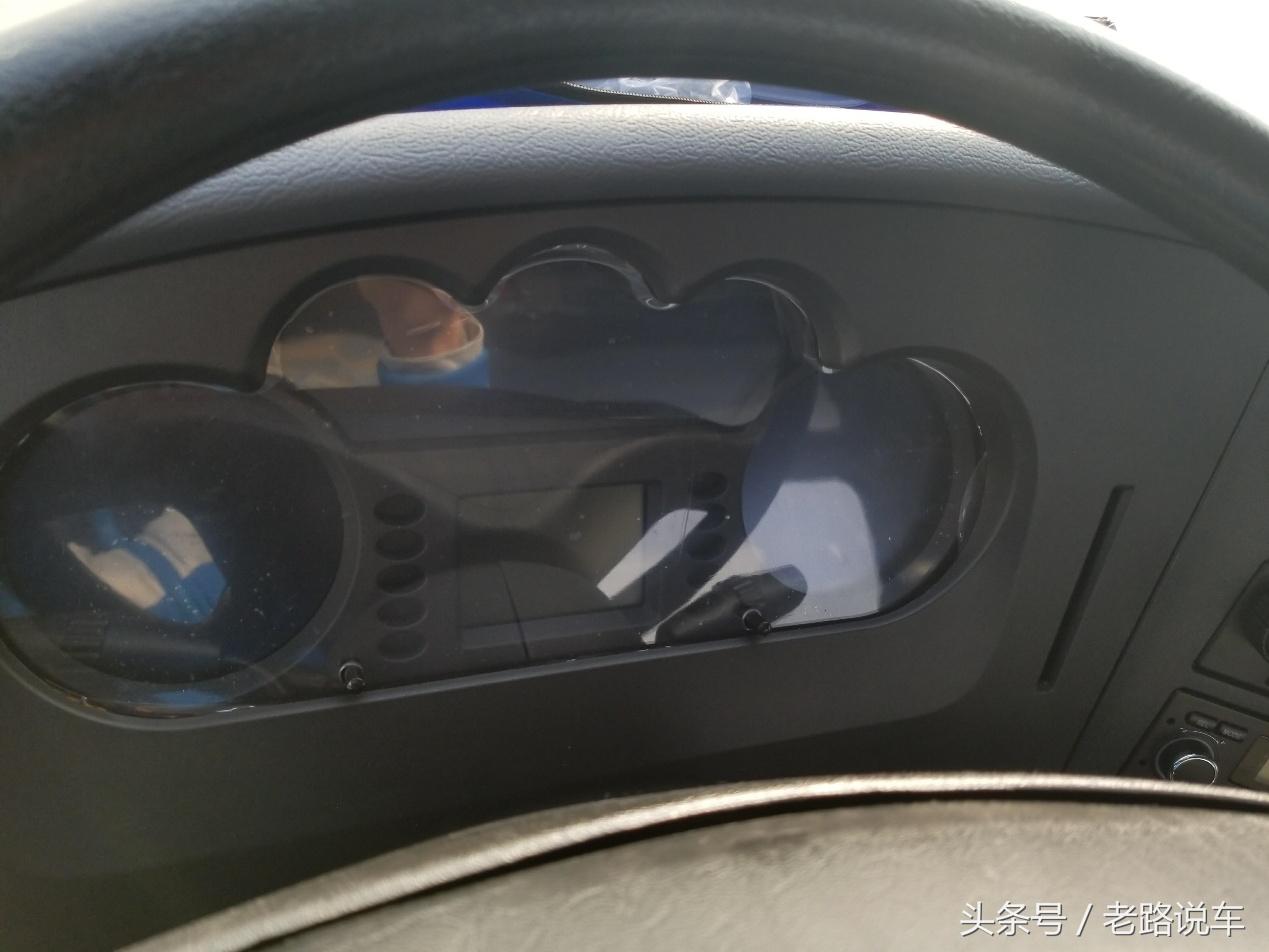 解放新大威后8轮领航版动力多大,新大威是哪个系列的车