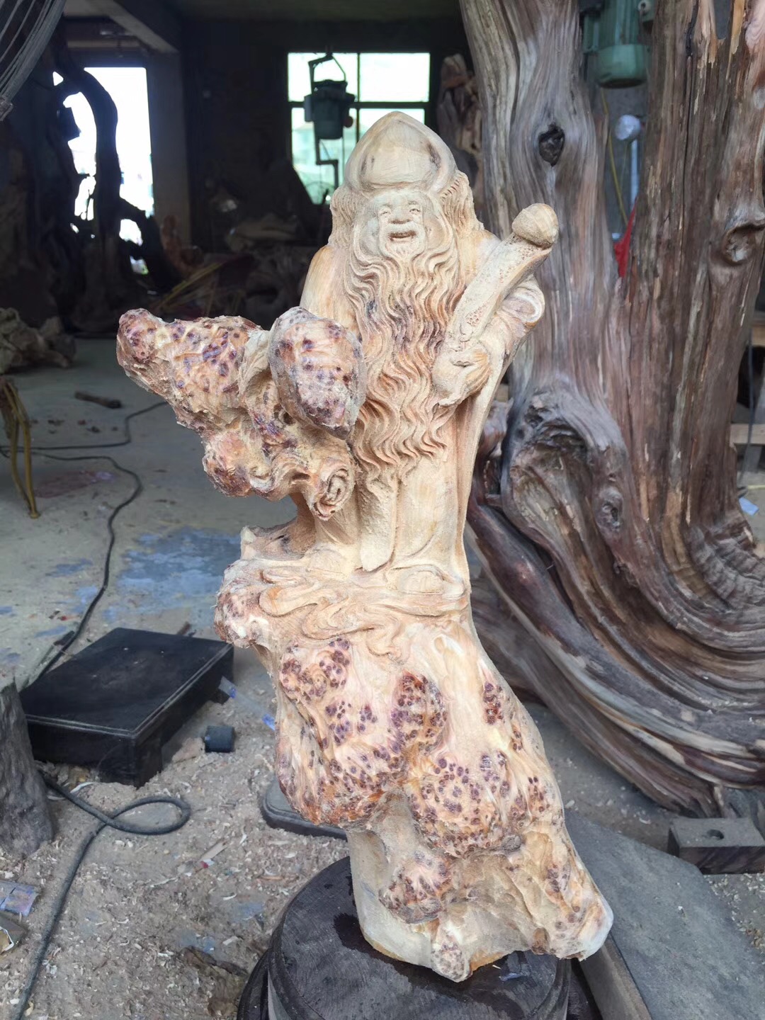 木雕根雕制作过程,木雕的根雕制作过程