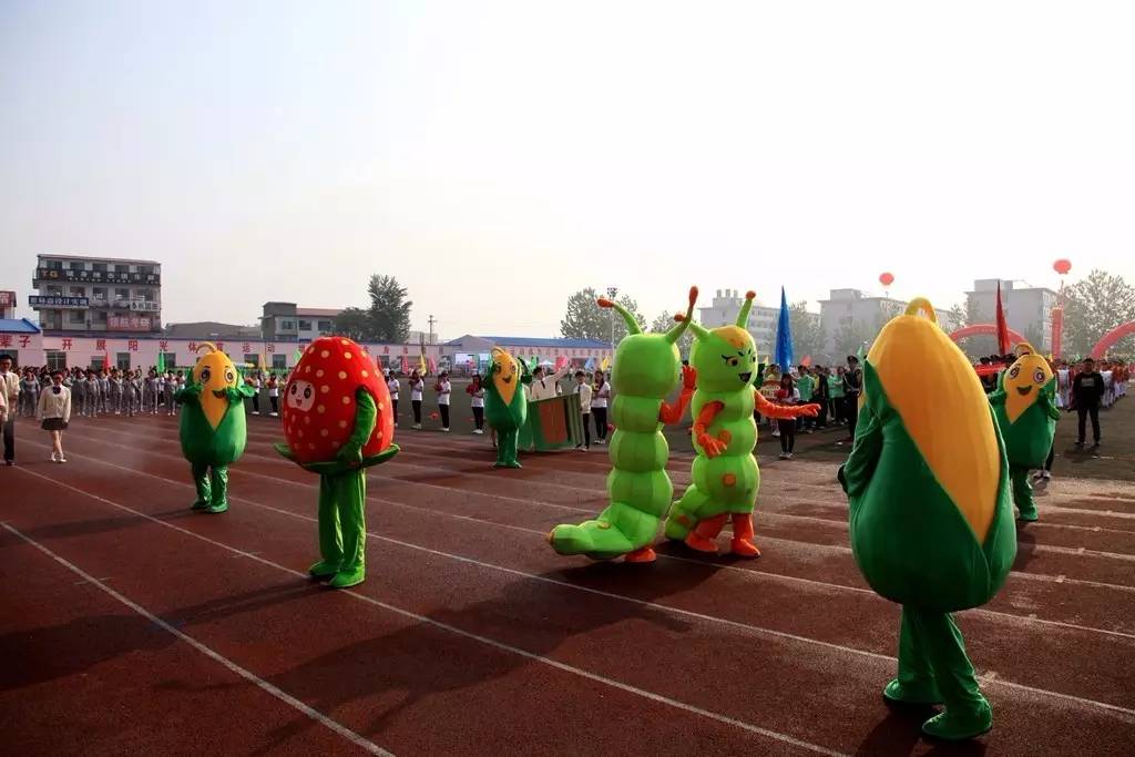 盘点校运会的开幕式,盘点各校运会开幕
