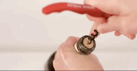 开一瓶有沉淀的葡萄酒,开一瓶葡萄酒