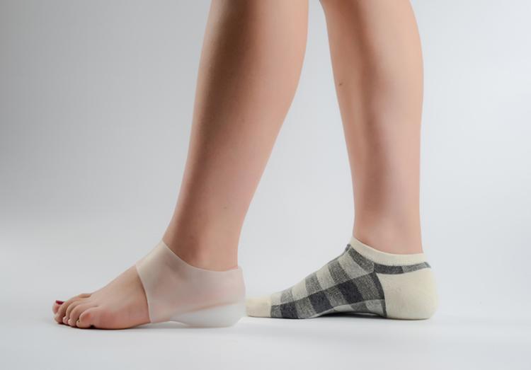 穿增高鞋垫真的会看起来长高了吗,电子测身高穿增高鞋垫会看出来吗