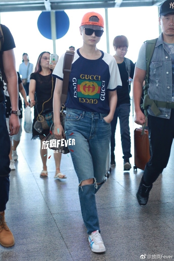 2019冬季李宇春代言的鬼冢虎,鬼冢虎corsair李宇春