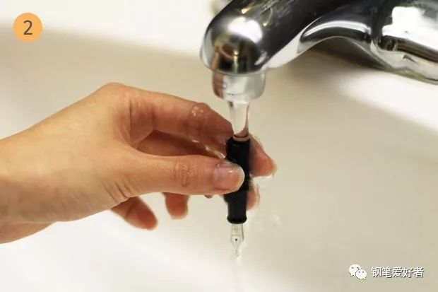 钢笔如何保养的全过程,清洗钢笔时应该避免哪些常见错误