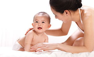 宝宝身上没汗头上汗特别多,宝宝睡觉背上汗多是什么原因