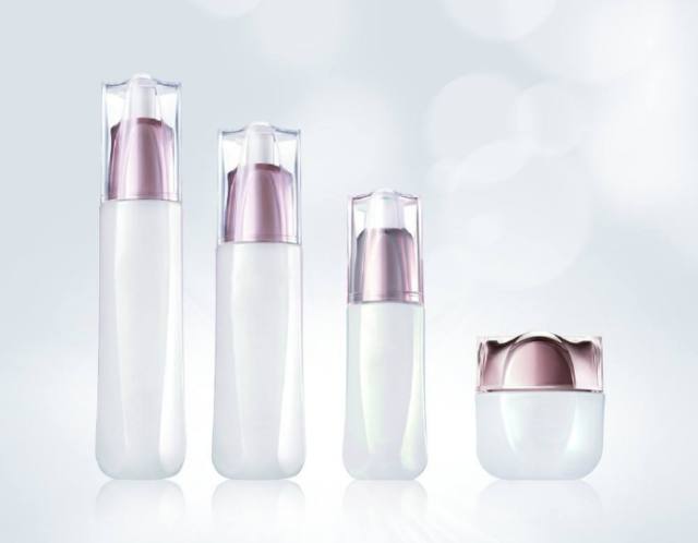 护肤官方贵妇级,火爆外国的国货护肤品牌