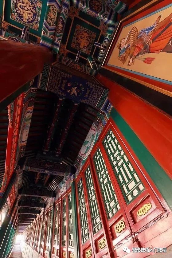 摄影中的广角是什么,什么是超广角镜头和广角镜头