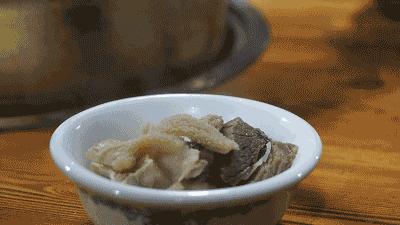 热气腾腾驴肉火锅看着就好吃,特色滋补驴肉火锅