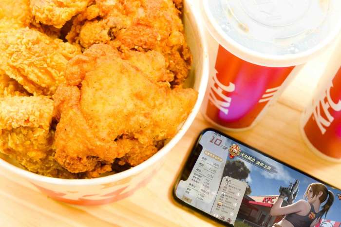 cf手游吃鸡荒岛特训,cf手游吃鸡荒岛特训比赛视频