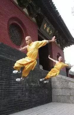 能飞檐走壁,能飞檐走壁的轻功真的存在吗