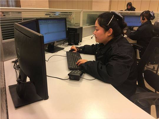 国足1:3输越南球迷反应,国足1比3输球后的球迷