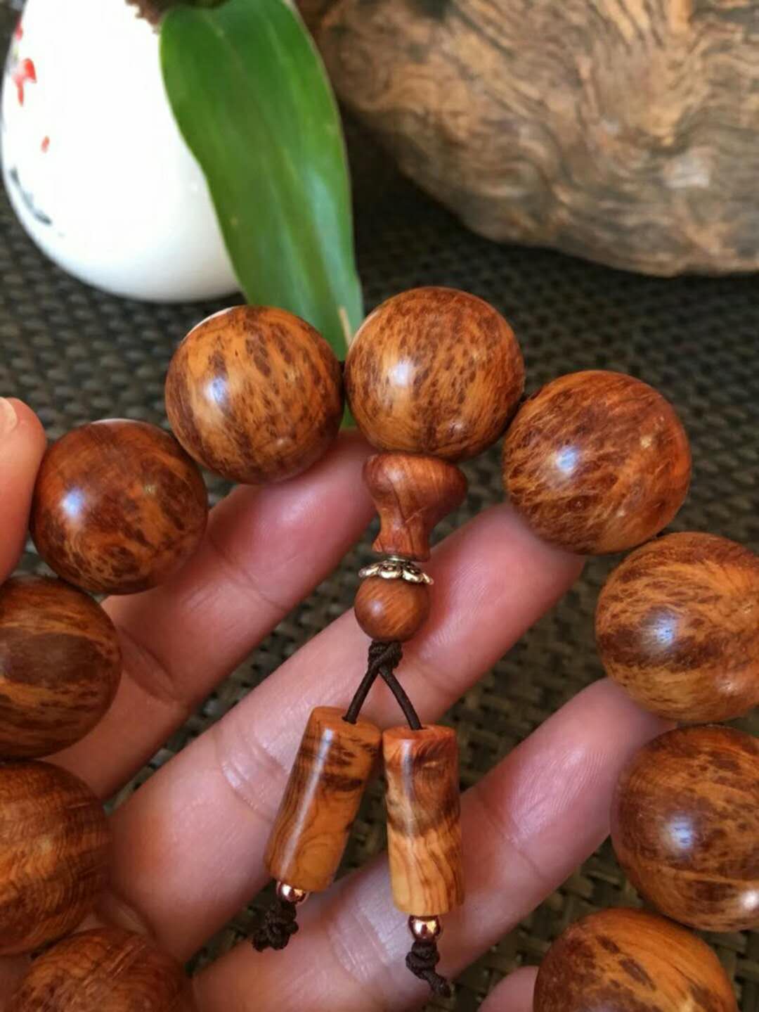 太行崖柏雷击木手串怎么盘玩,崖柏手串怎样快速盘出包浆