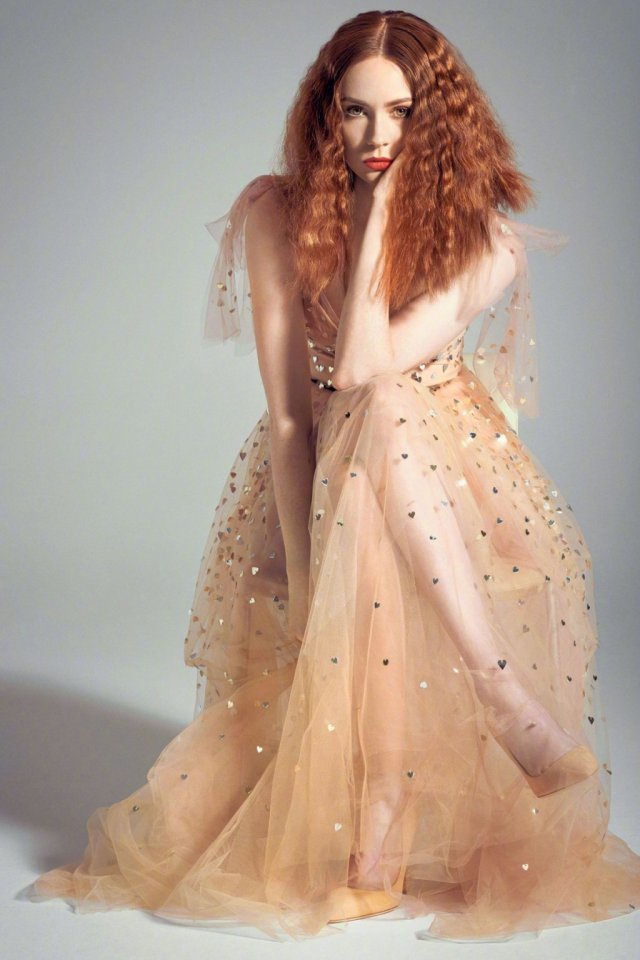 铅华洗尽——她留给我们的仅一个“美”字足矣