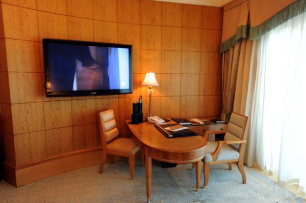 世界唯一的八星级酒店价格,世界上唯一一座十星级酒店