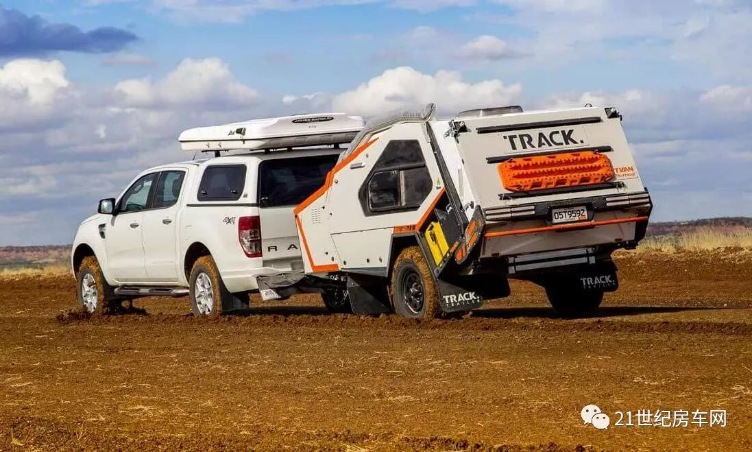 拖挂式房车推荐10万到20万之间 (国内能拖挂国外的房车)