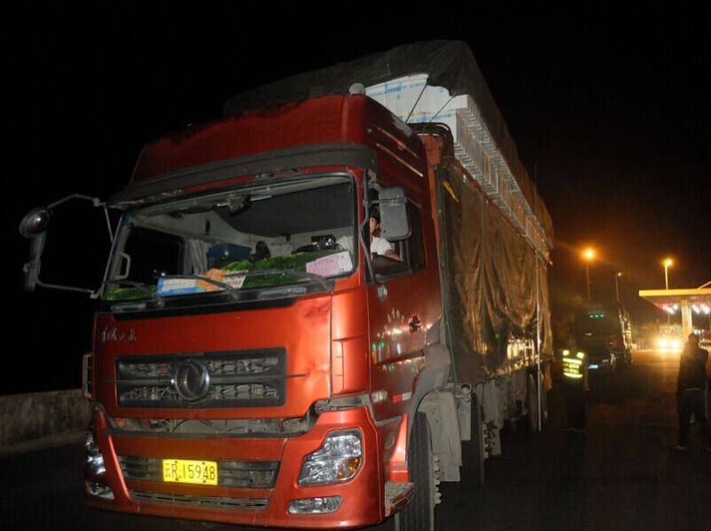 高风险的同时伴随着高回报,高风险高回报低投入