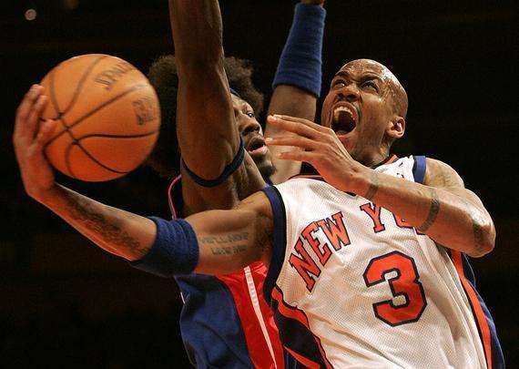 致敬艾弗森的人物,致敬艾弗森的篮球视频