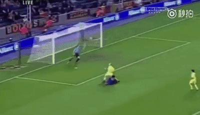 不变的小罗!用足球“整容”成功的男人