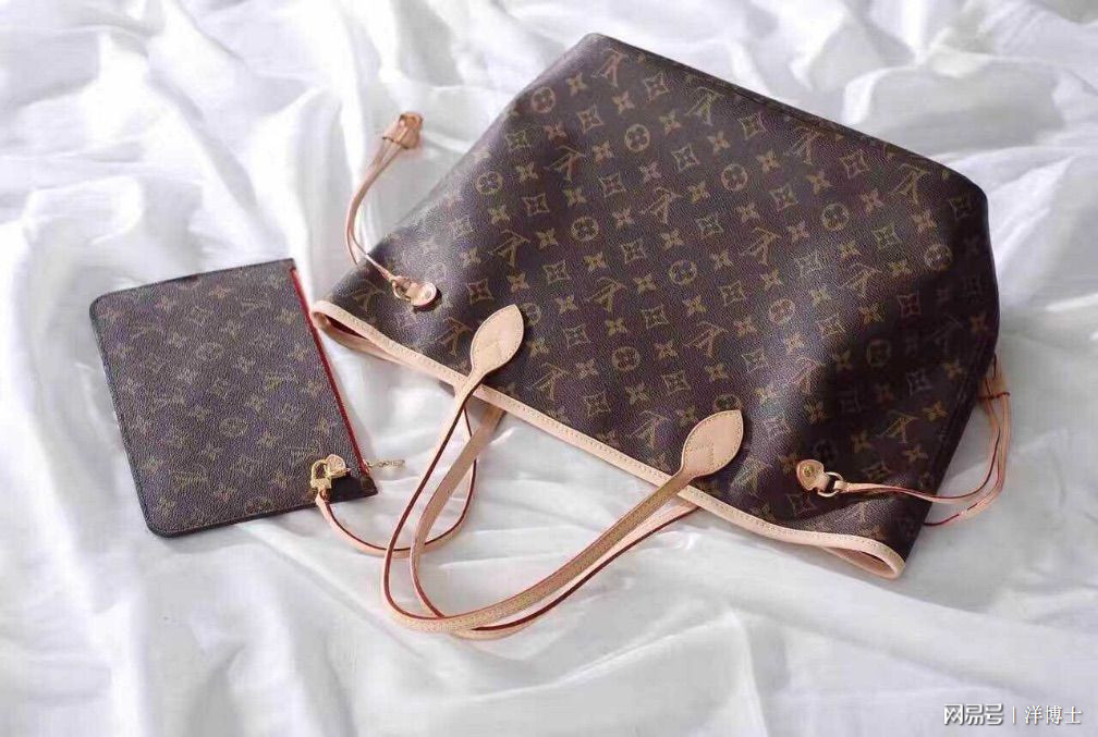 1万块钱能买到的奢侈品包包,1万左右可以买到什么二手包包